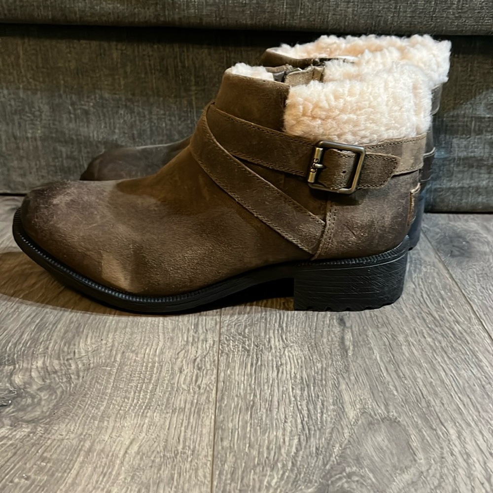 UGG Benson Booties